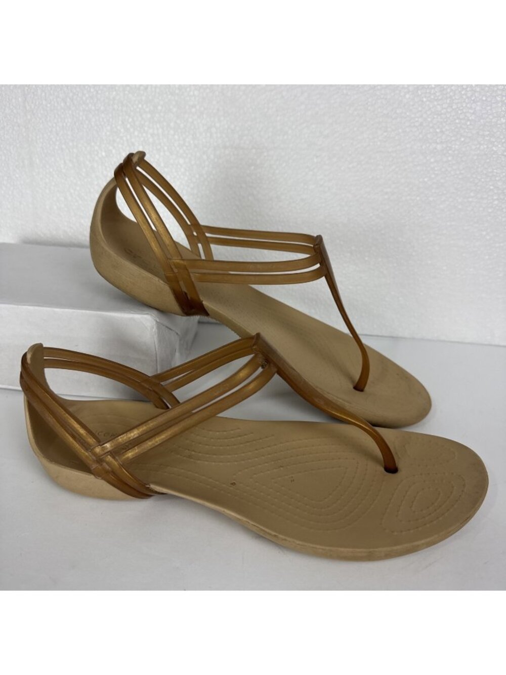 Crocs Isabella T-Strap Bronze Sandals Women's size 8 strappy flip flop
